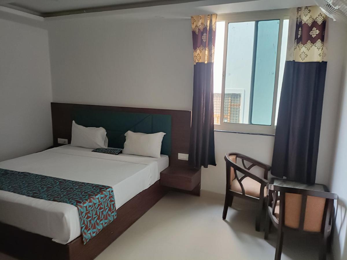 Hotel Tark Inn Near Igi Airport Nové Dillí Exteriér fotografie